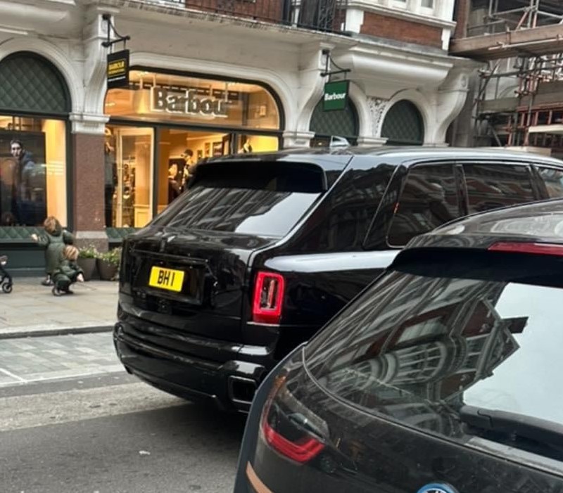 UK Number Plate BH 1
